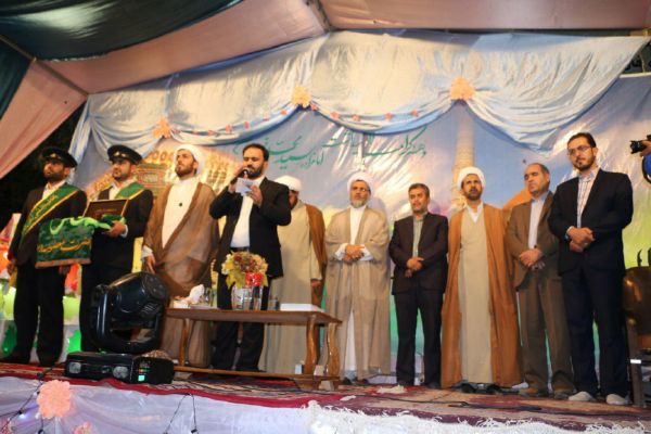 حضور کاروان سفیران کریمه درمراسم جشن ویژه دهه کرامت در قهدریجان/تصاویر