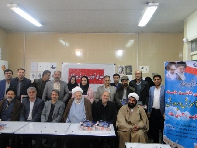 جلسه دیماه شورای آموزش و پرورش پیربکران برگزار شد