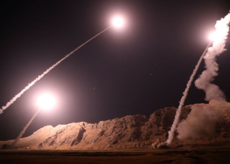 حمله موشکی سپاه به مقر سرکردگان جنایت تروریستی اهواز در شرق فرات در سوریه