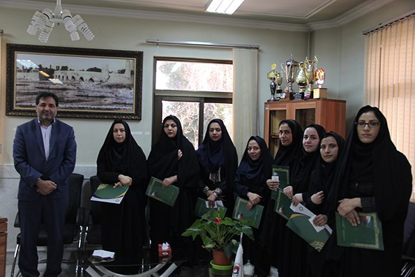 مراسم تجلیل از کارمندان زن شهرداری فلاورجان  به مناسبت روز زن