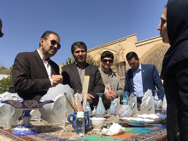 برگزاری روزفرهنگی شهرستان فلاورجان درنوروزگاه اصفهان