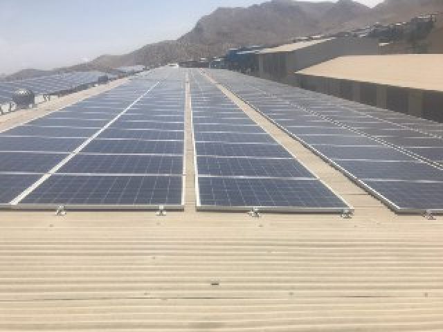 افتتاح نیروگاه خورشیدی در شهرک صنعتی اشترجان شهرستان فلاورجان