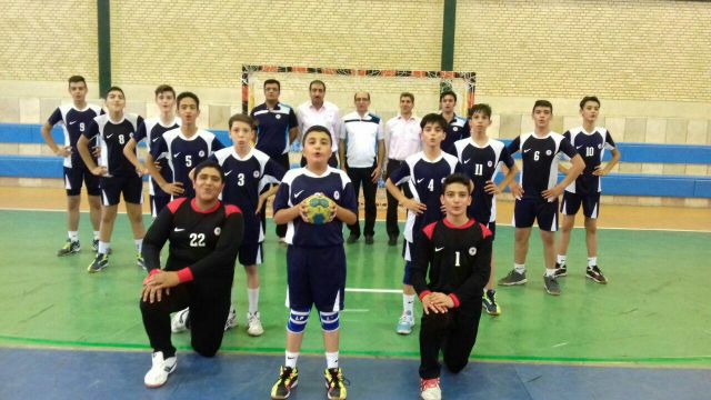 قهرمانی تیم هندبال دانش آموزی استان اصفهان در مسابقات کشوری با حضور دروازه بان فلاورجانی