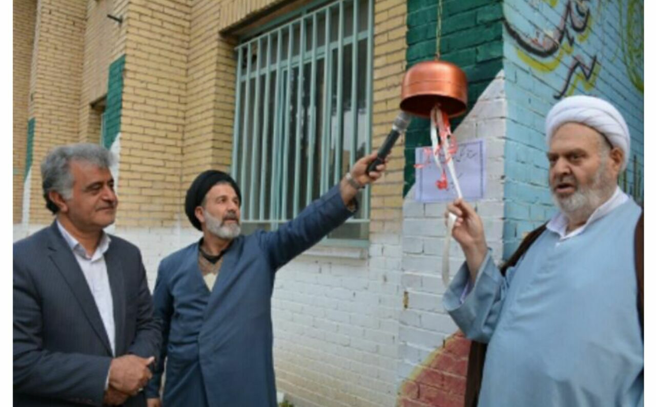 زنگ نکوداشت هفته فرهنگی شهرستان فلاورجان نواخته شد