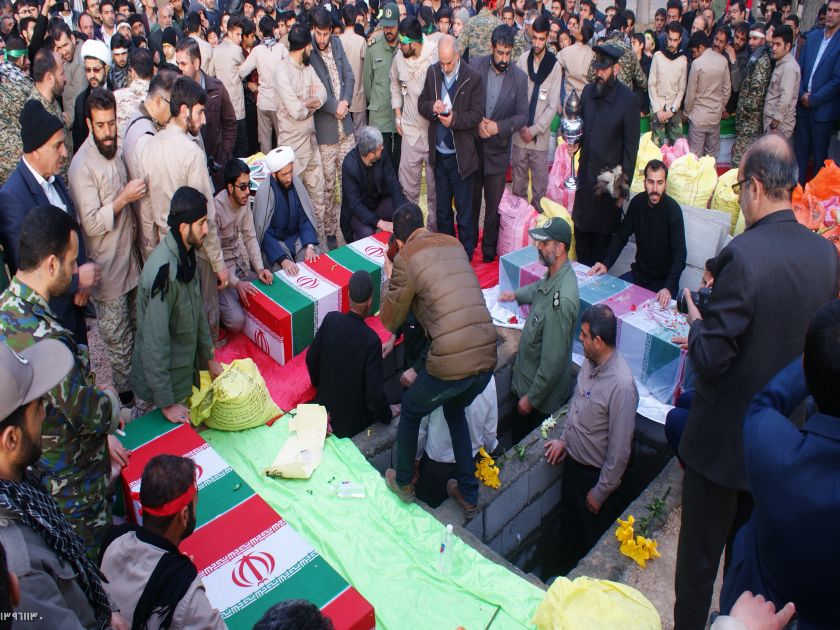 تشییع وتدفین  پیکر مطهر ۳ شهید گمنام در قهدریجان /گزارش تصویری۲