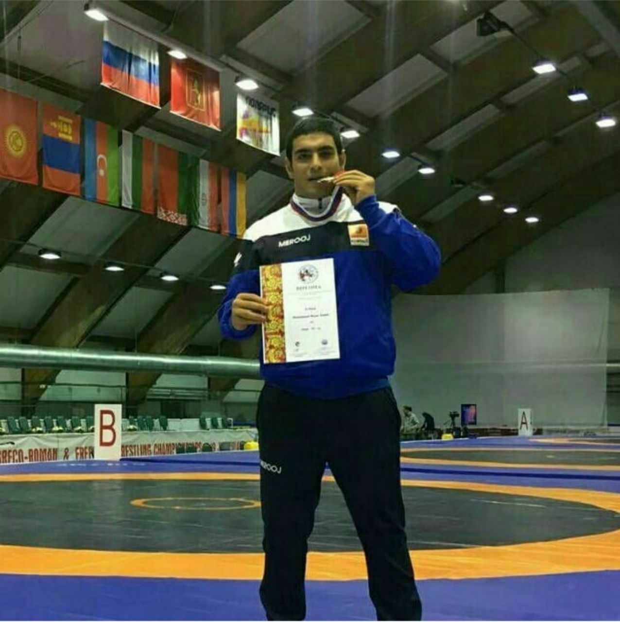 کسب مقام دومی محمد نظرزاده در  مسابقات قهرمانی جهان کشتی فرنگی جوانان در روسیه