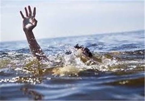 شنا در دریاچه قایقرانی جان جوان فلاورجانی را گرفت