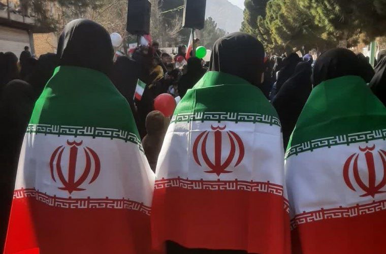 تصاویر| حضور پرشور مردم شهرستان فلاورجان در راهپیمایی ۲۲ بهمن