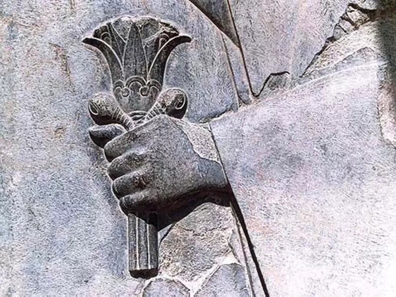راز ماندگاری نوروز در گذر قرنها