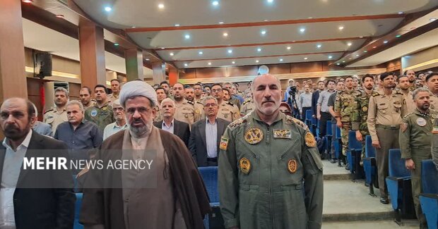 خانوادههای شهدا و قهرمانان عملیات بیت المقدس هوانیروز تجلیل شدند