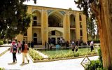 اراضی مسکونی کاشان با حفظ باغات مجموعه فین توسعه می‌یابد