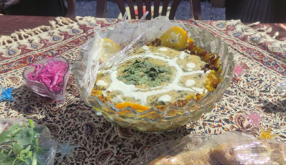 تصاویر :جشنواره چهل آش و آیین سمنوپزان شهر طاد