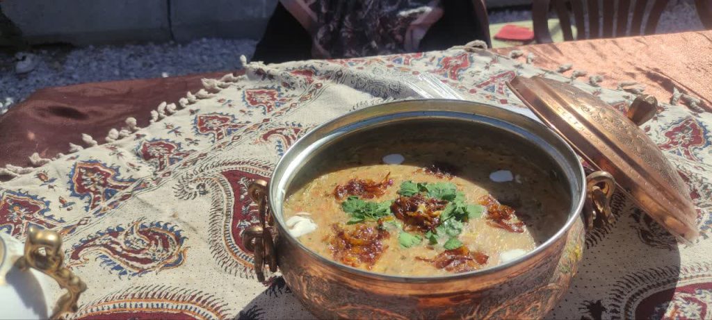 تصاویر :جشنواره چهل آش و آیین سمنوپزان شهر طاد