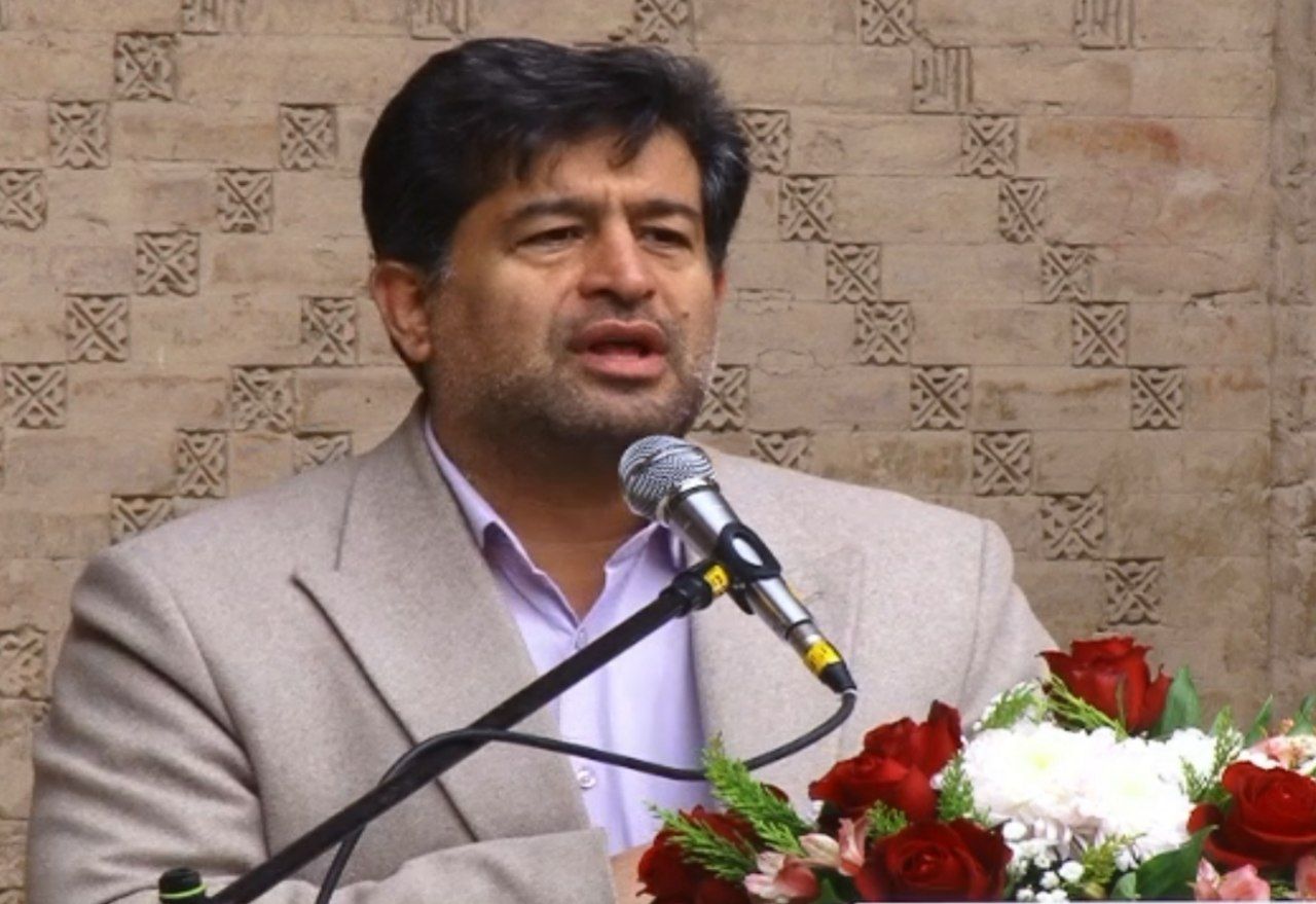 جهانی شدن مسجد جامع اشترجان کلید خورد/ افتتاح ۱۱۱ پروژه دهه فجر در فلاورجان - تصویر
