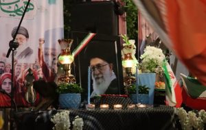 مراسم چهلم رهبر شهید انقلاب در شهرستان فلاورجان :تصاویر