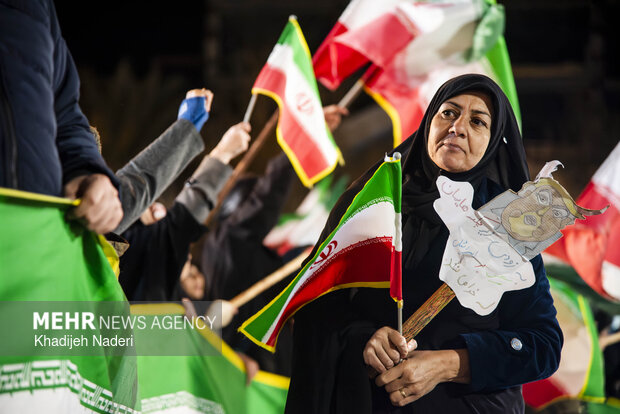 بازتعریف قهرمانی در عرصه فقدان؛زنان ستون ارتباطی جریانهای مدنی هستند
