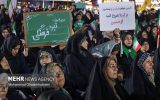 نقل حماسه مردم ایران در قالب هنر نقالی و روایتگری در تجمعات کاشان