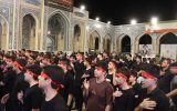 طنین لبیک دانش‌آموزان حسینی ناحیه ۵ اصفهان در حرم زینبیه