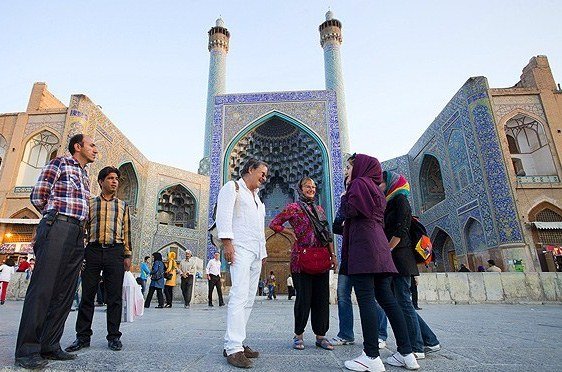 اصفهان در دوراهی توسعه و بقا؛کارشناسان برای نجات نصفجهان نسخه پیچیدند