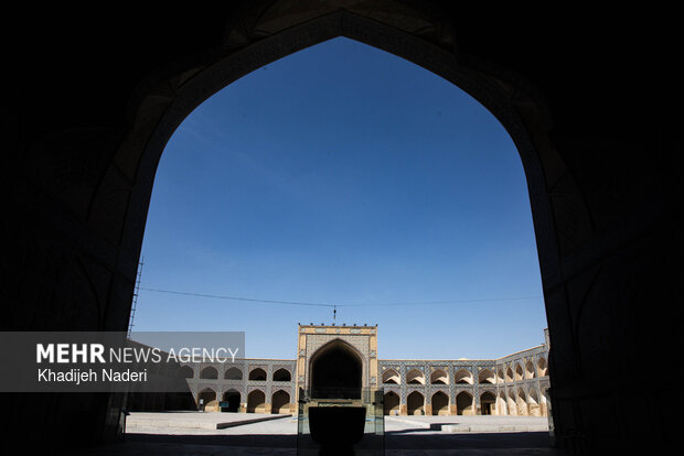 راستیآزمایی ادعای آسیب۴۰بنای تاریخی،مبنای تصمیم درباره خط۲مترو اصفهان