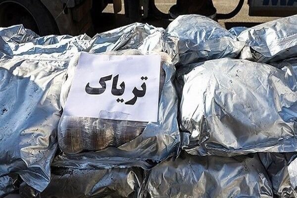 محموله ۲۴۵ کیلویی تریاک در جاده بروجن–مبارکه کشف شد - تصویر
