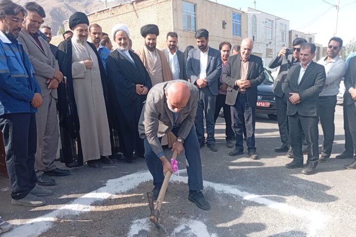 ۵۵ پروژه عمرانی در فریدن بهرهبرداری شد