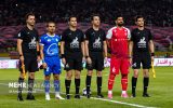 بطری‌باران در دربی ۱۰۷؛ اعتراض پرسپولیسی‌ها به بنیادی‌فرد